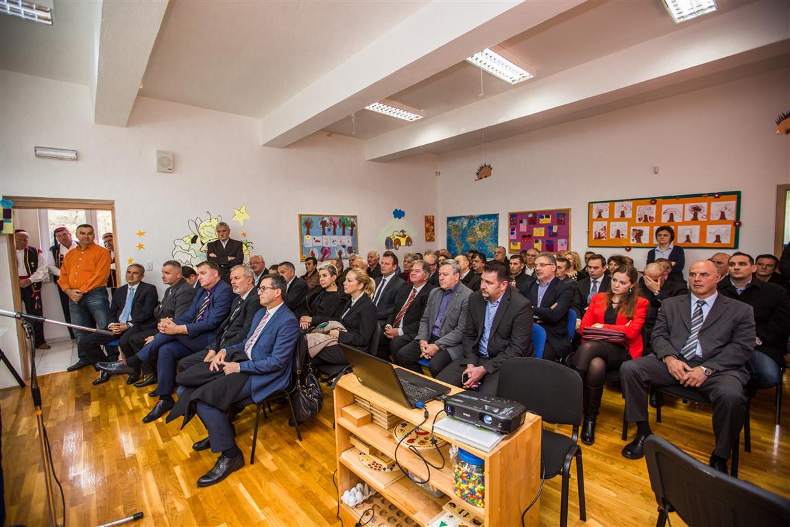 150godinaNarodneOpcineLecevica 02 resized